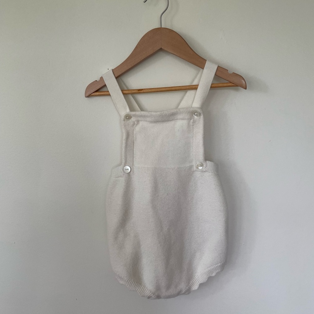 Jacadi Paris Knit Baby Romper with Scallop Hem